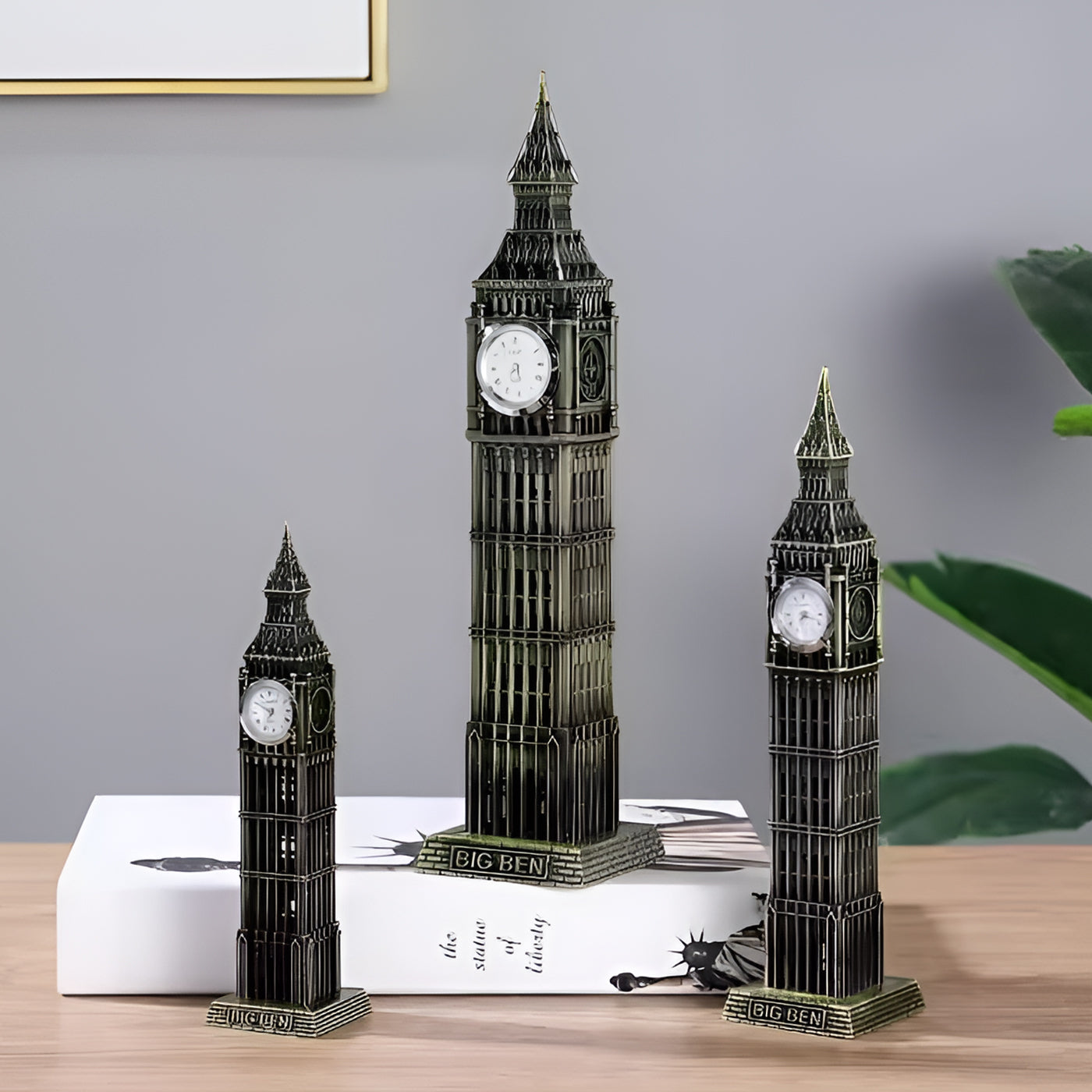 Metal The Big Ben Statue for Home Decor