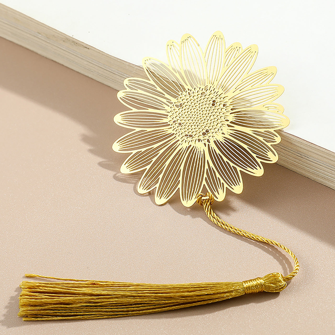 Brass Bookmarks Handcrafted Sun Flower Design Gold Bookmark with Tassel Gift for Teachers, Readers , Book Lovers, Student