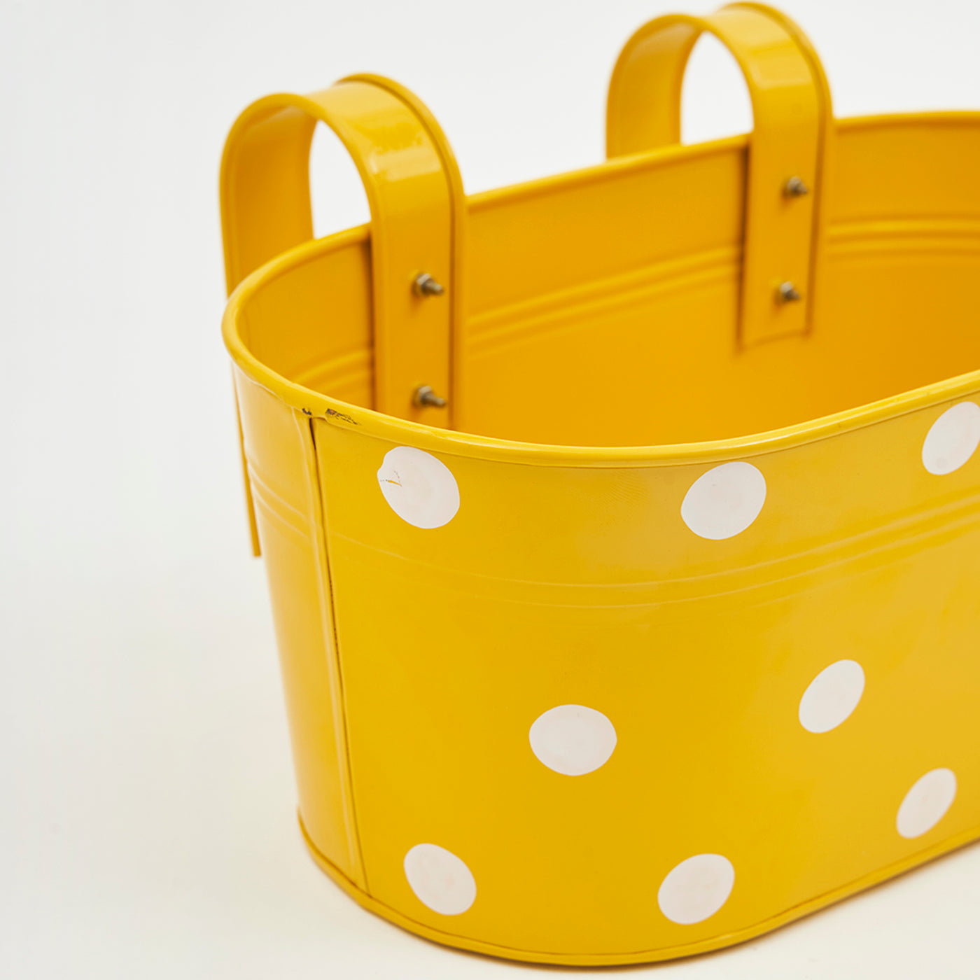 Metal Hanging Planter Dotted Oval Railing Flower Pot with Detachable Handle for Balcony Indoor Outdoor Home Office Garden Decor(Yellow)