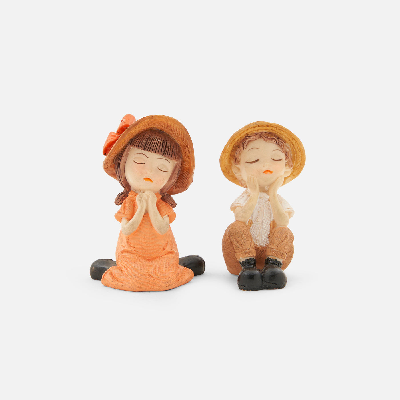 Adorable Romantic Couple Statue A Boy and A Girl