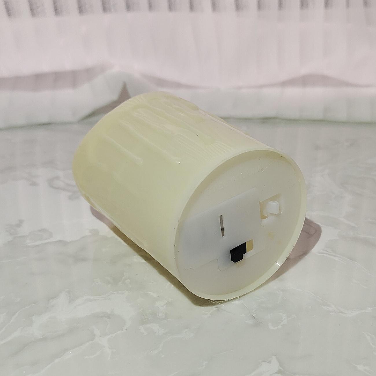 Battery Powered Plastic Dancing Flame Flameless LED Pillar Candles
