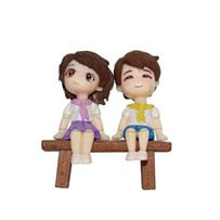 Home Decoration Mini Figure Love Couple Statue