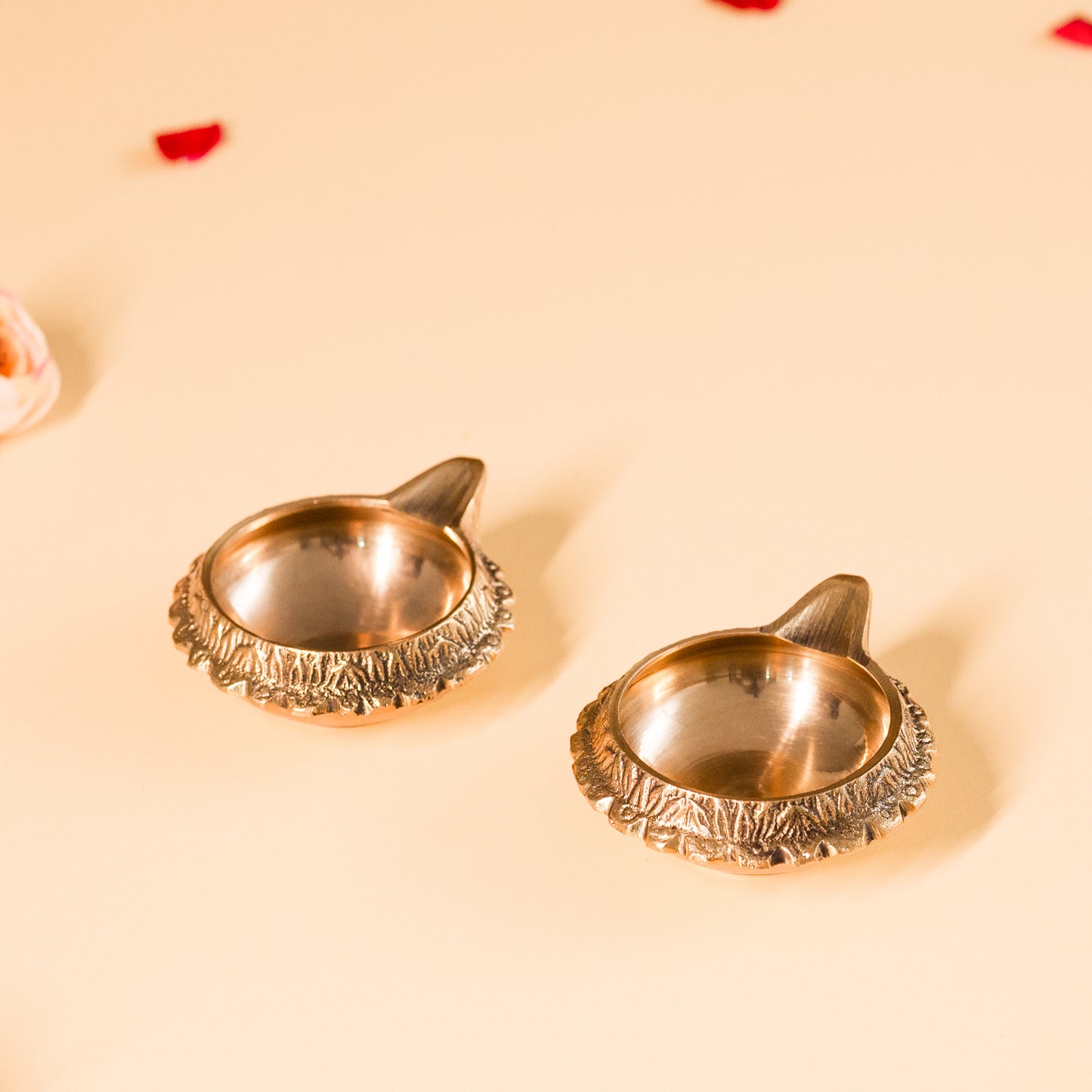 Large Size Set Of 2 Kuber Brass Aarti Diya for Home,Temples, Festive Gifts