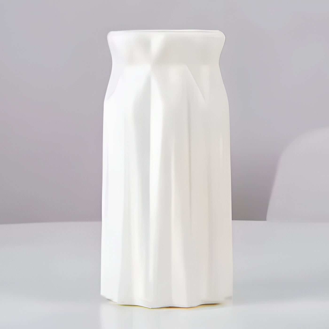 Plastic Flower Vases for Home Decor, Bedroom, Centrepiece Living Room, Office Decoration (White)