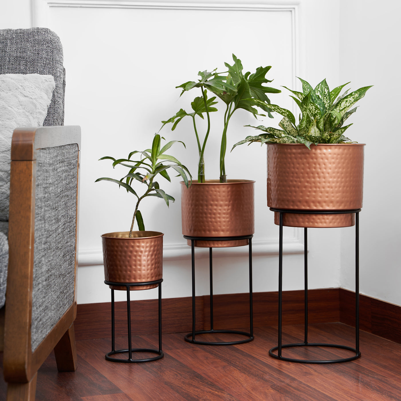Copper Hammered Metal Planters With Stand (Set of 3)