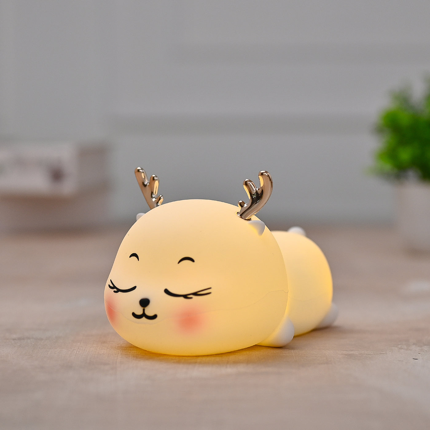 Silicone Deer Night Lamp for children | Bedroom | Christmas Gift | Tap Lamp | Multiple Colors