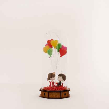 Romantic Love Couple with Led Light Lamp Showpiece Statue with Assorted Greeting Card