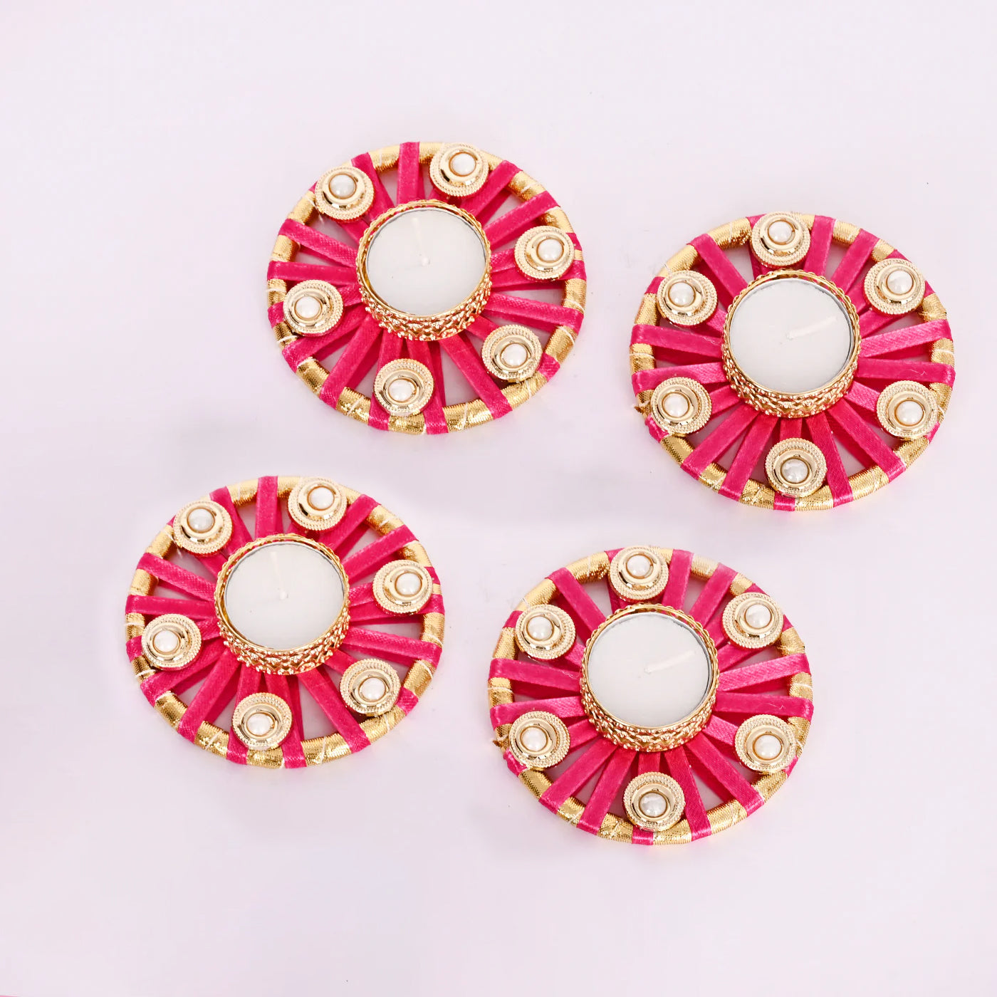 Round Tea-Light Holders with Pearls Set of 4