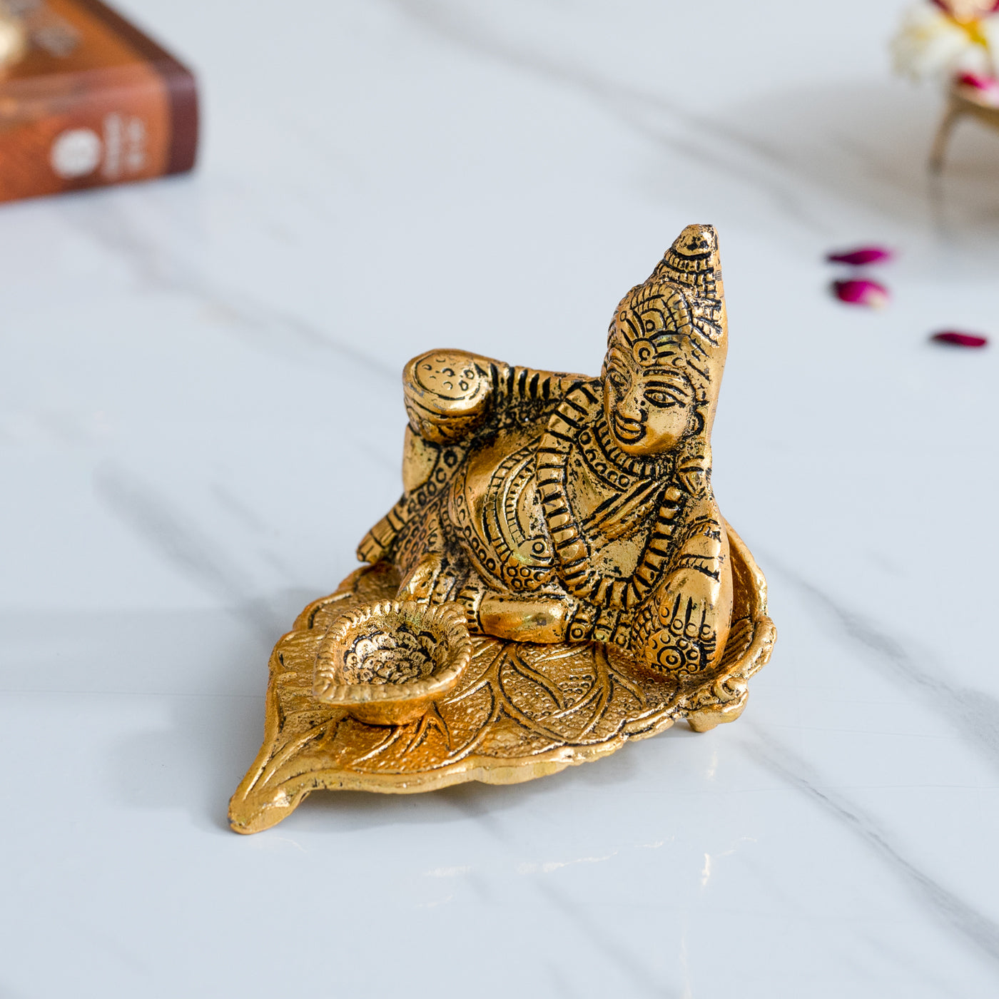 Metal Kuber Diya Deepam Oil lamp for Bringing Good Luck