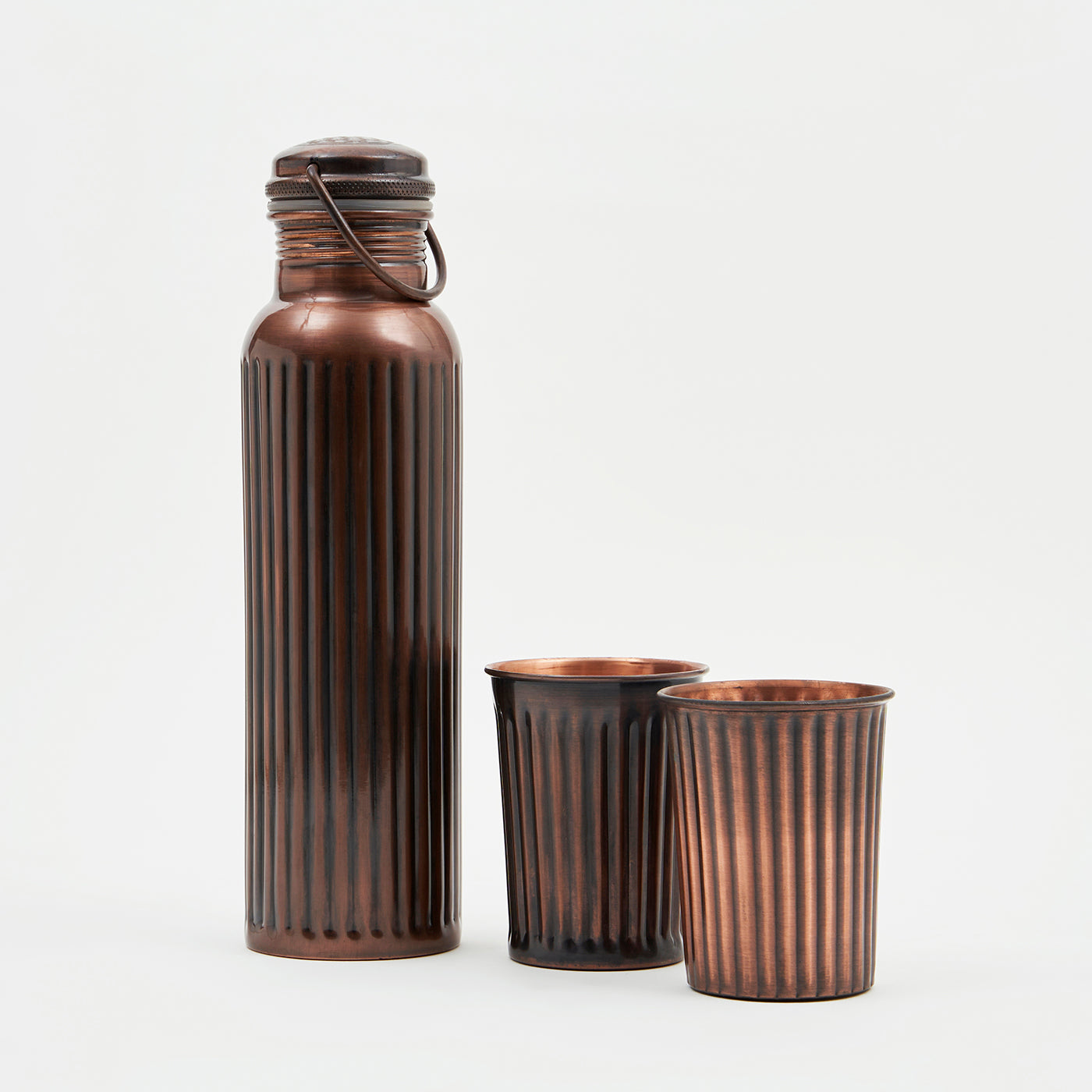 Pure Copper Water Bottle with 2 Glass Leak Proof Durable Rust Proof Non-Toxic and BPA Free Bottles for Yoga Gym Trekking Office Travel Home Tamba Water Bottle (950 ml - 2 Glass 250 ml)