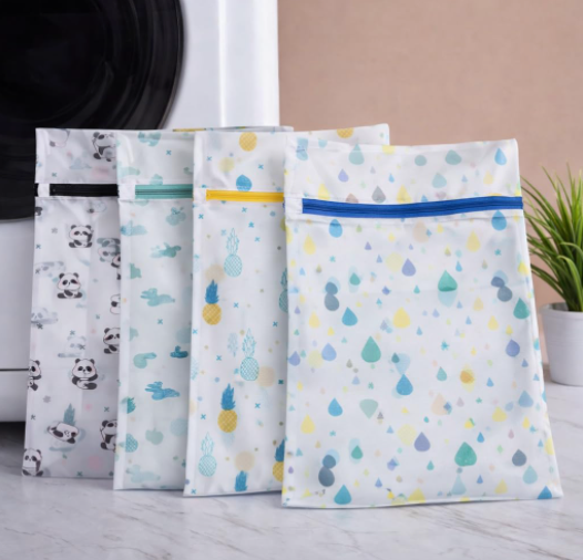 DecorTwist Mesh Laundry Wash Bag Set| Zippered Clothes Washing Net for Delicates, Innerwear, Lingerie & Baby Clothes