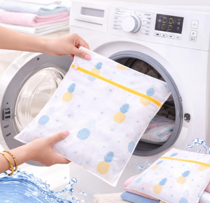 DecorTwist Mesh Laundry Wash Bag Set| Zippered Clothes Washing Net for Delicates, Innerwear, Lingerie & Baby Clothes