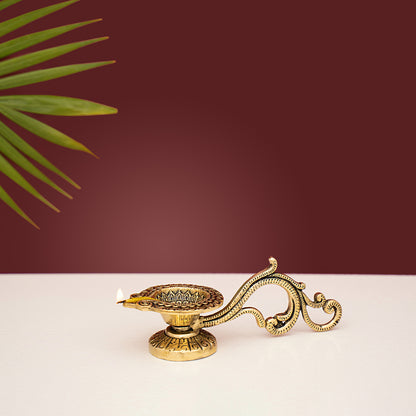 Brass Handcrafted Diya with Handle for Home Temple, Oil Wick Pooja Aarti Diya