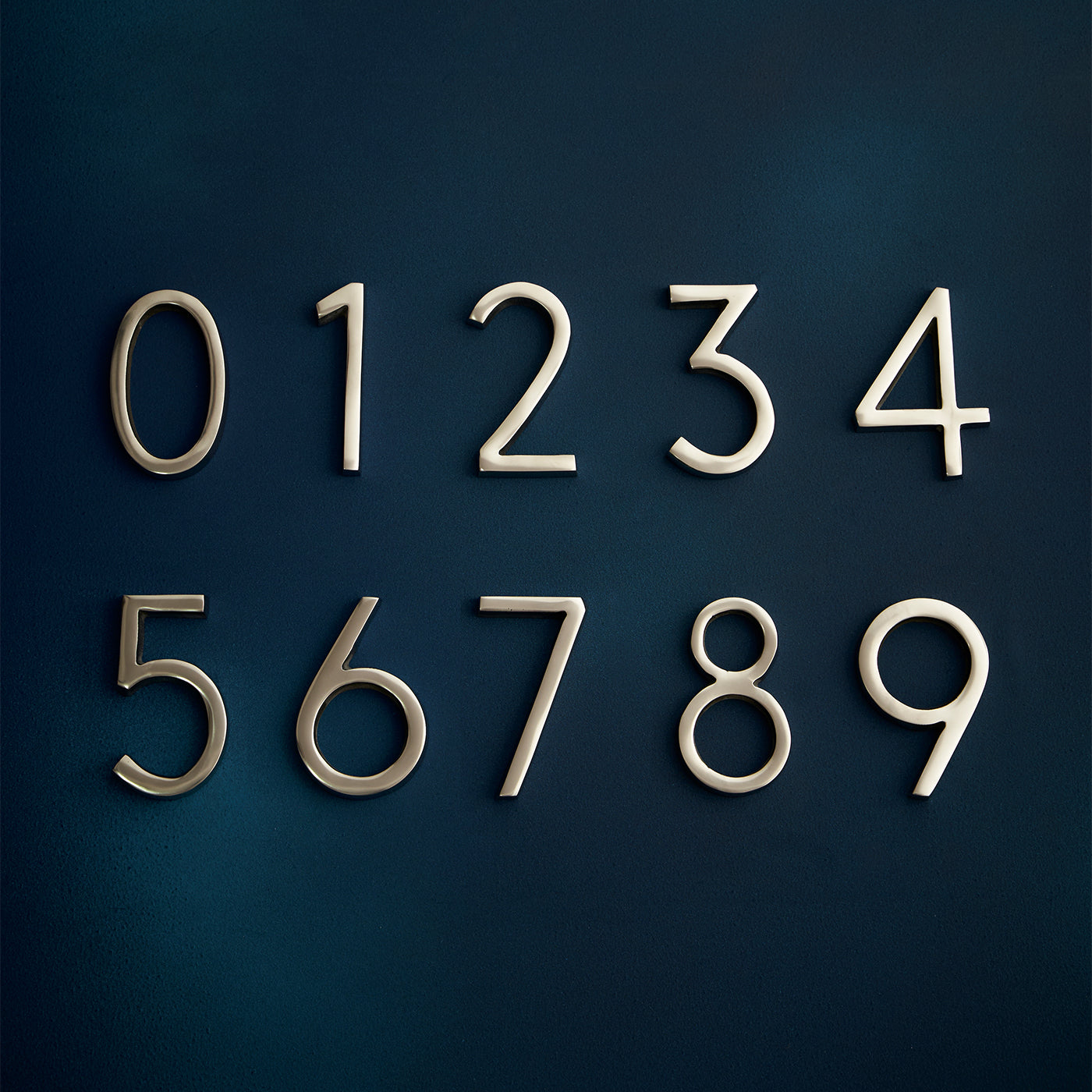 Modern Silver House Numbers - AURELE 4"